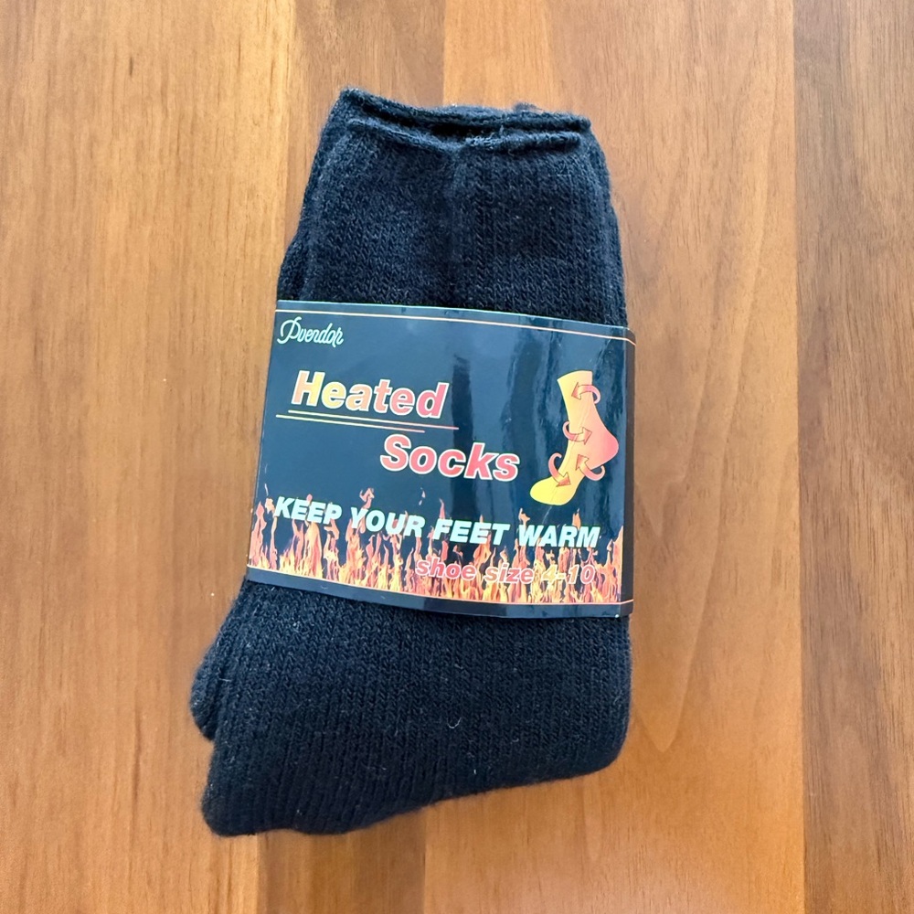 eero Black Heated Socks